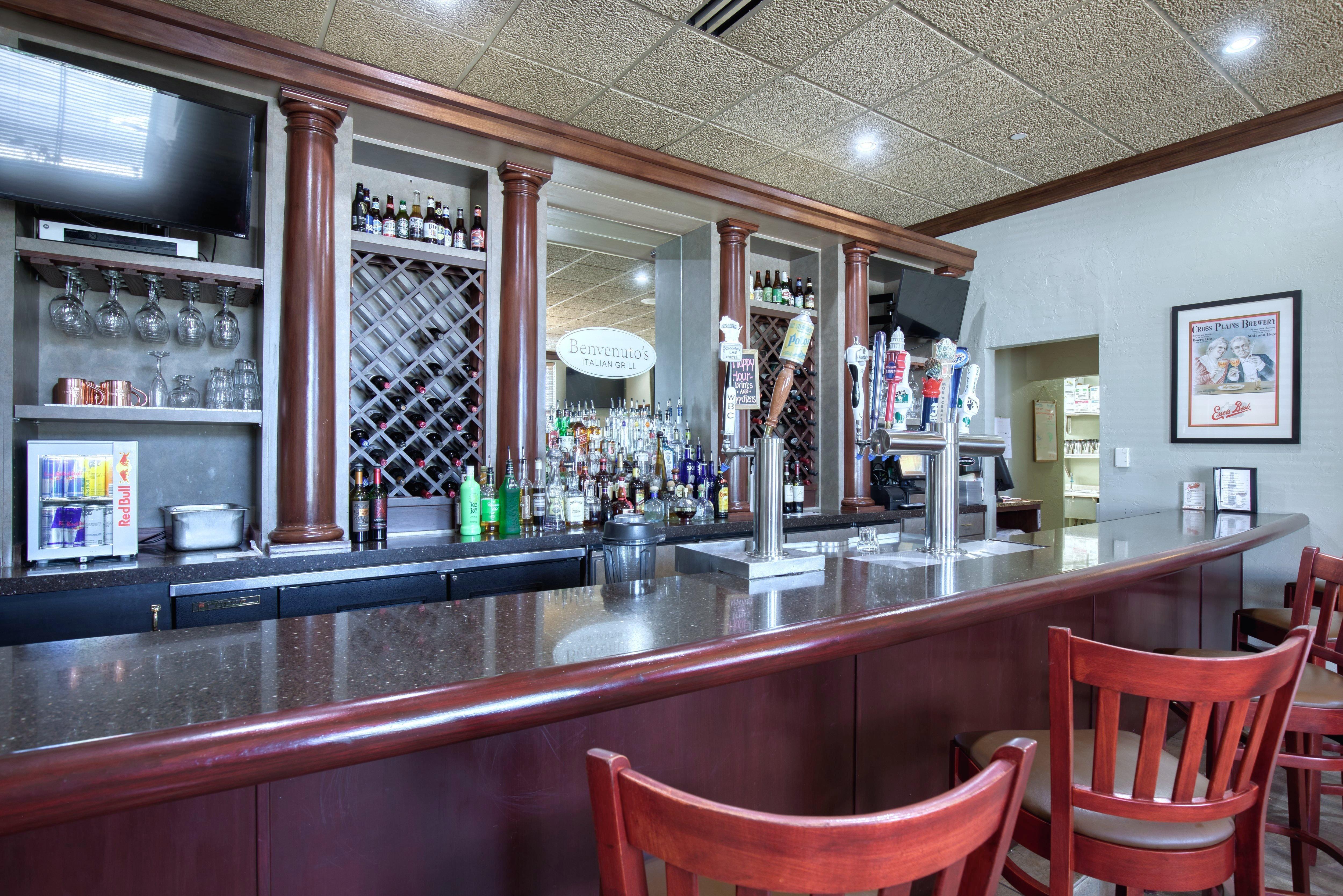 Holiday Inn Hotel & Suites Madison West - Middleton By Ihg Exteriör bild