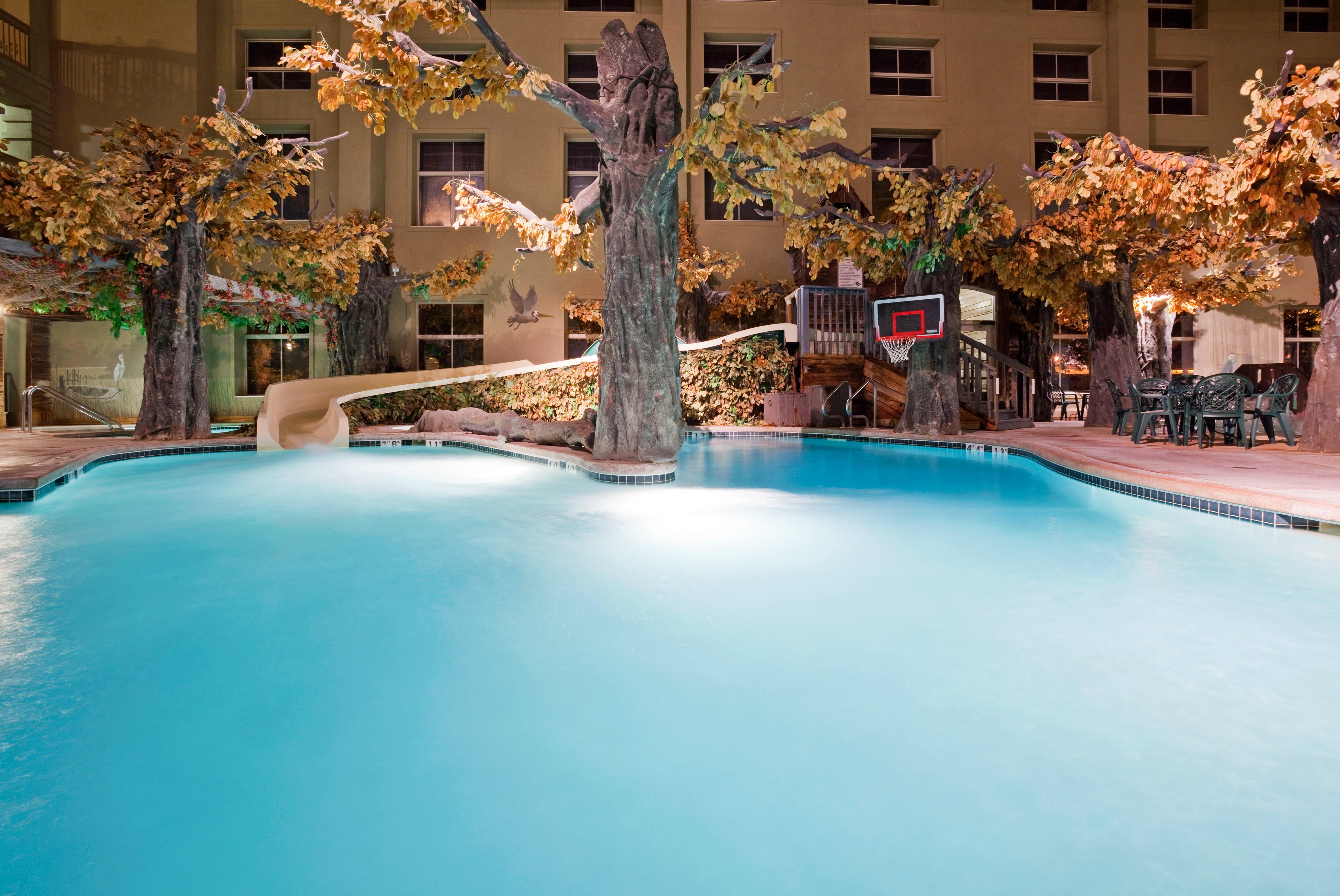 Holiday Inn Hotel & Suites Madison West - Middleton By Ihg Exteriör bild