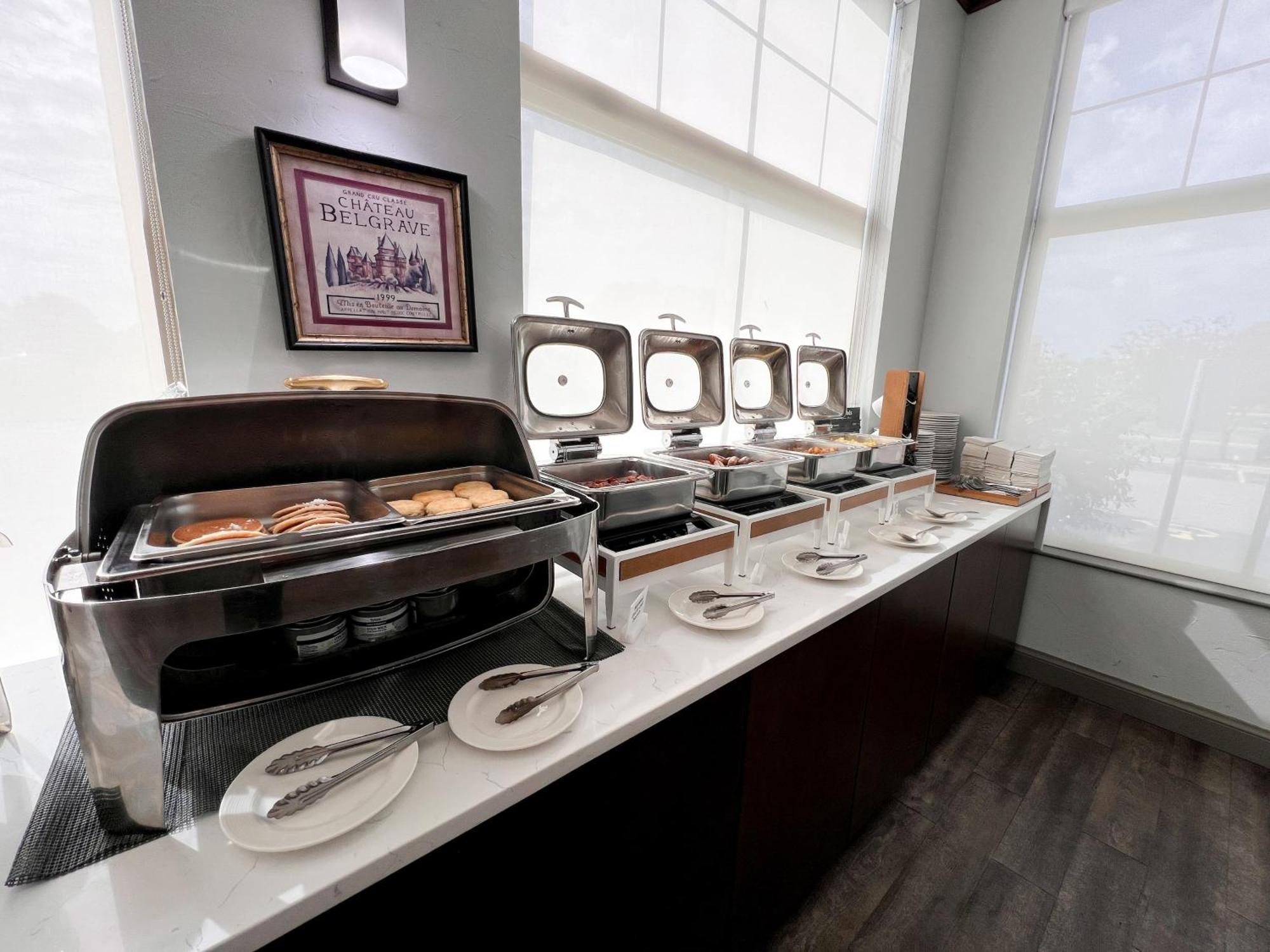 Holiday Inn Hotel & Suites Madison West - Middleton By Ihg Exteriör bild