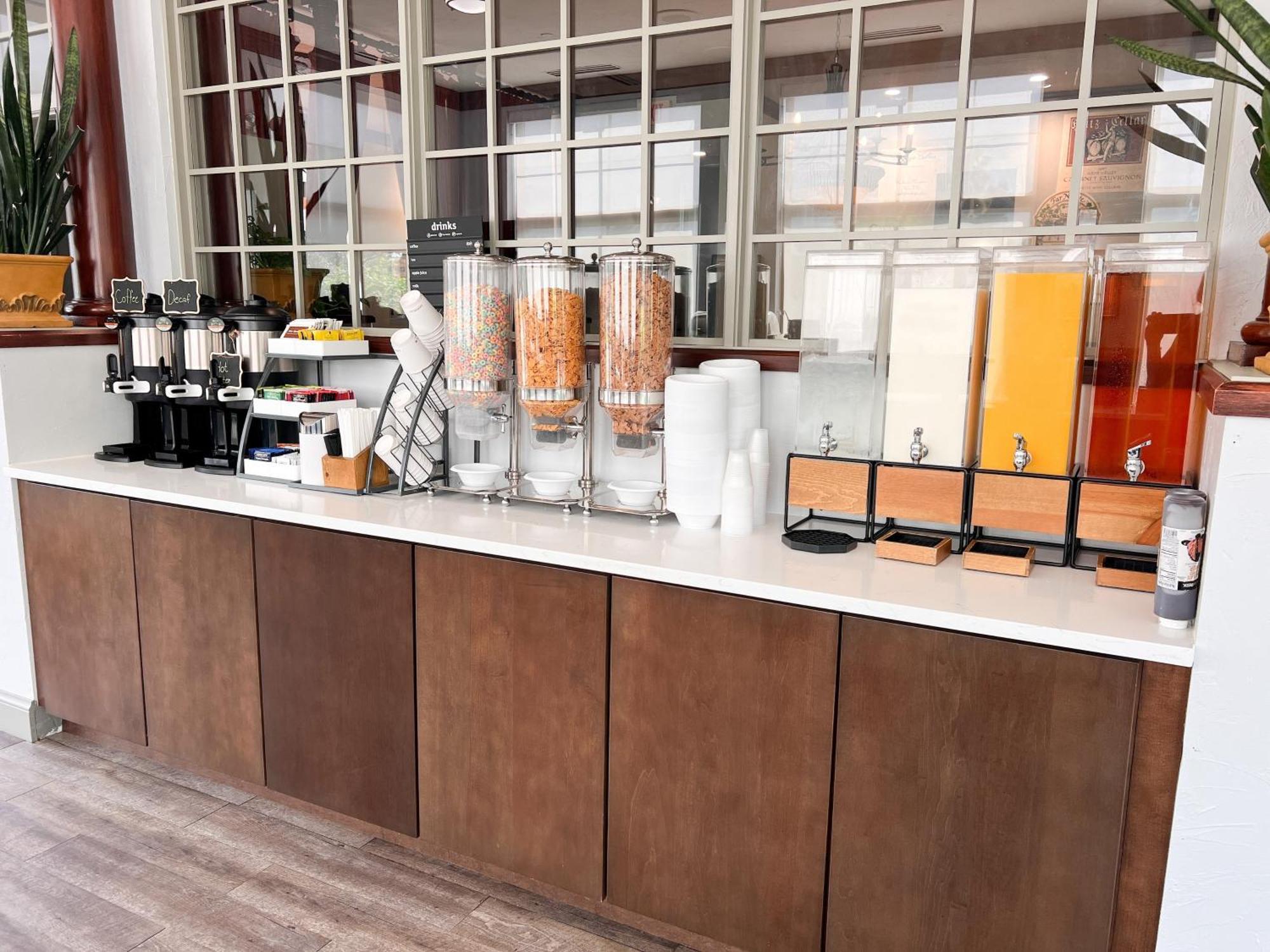 Holiday Inn Hotel & Suites Madison West - Middleton By Ihg Exteriör bild
